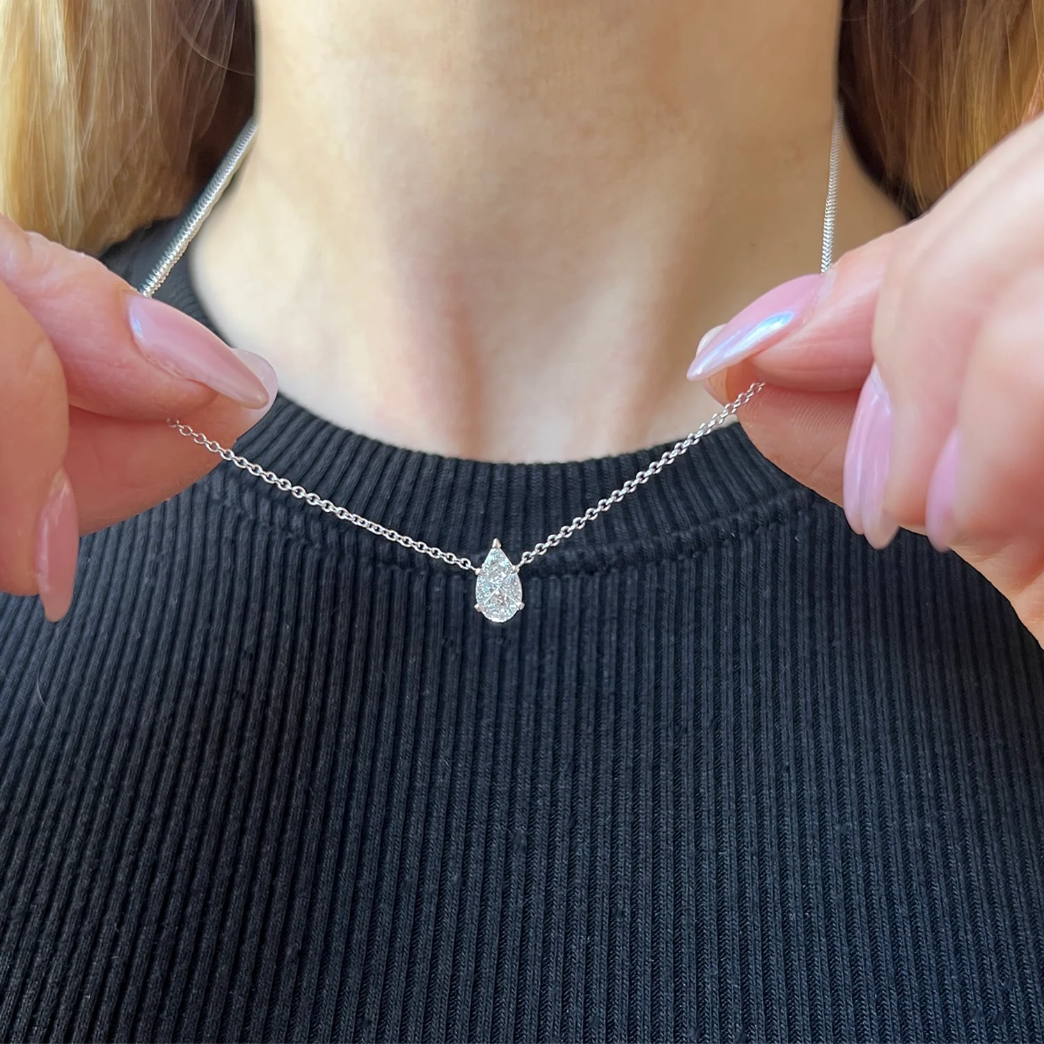 Pear Shape Illusion Set Diamond Necklace - Image 5