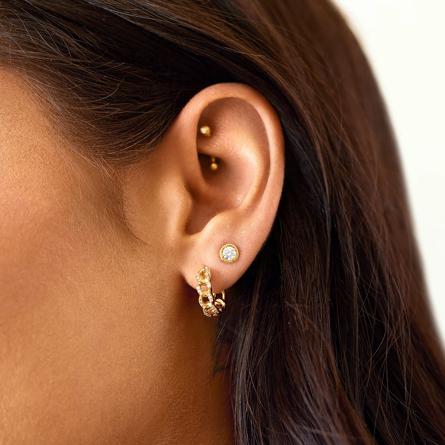 Round Diamond Stud Earrings - Image 7