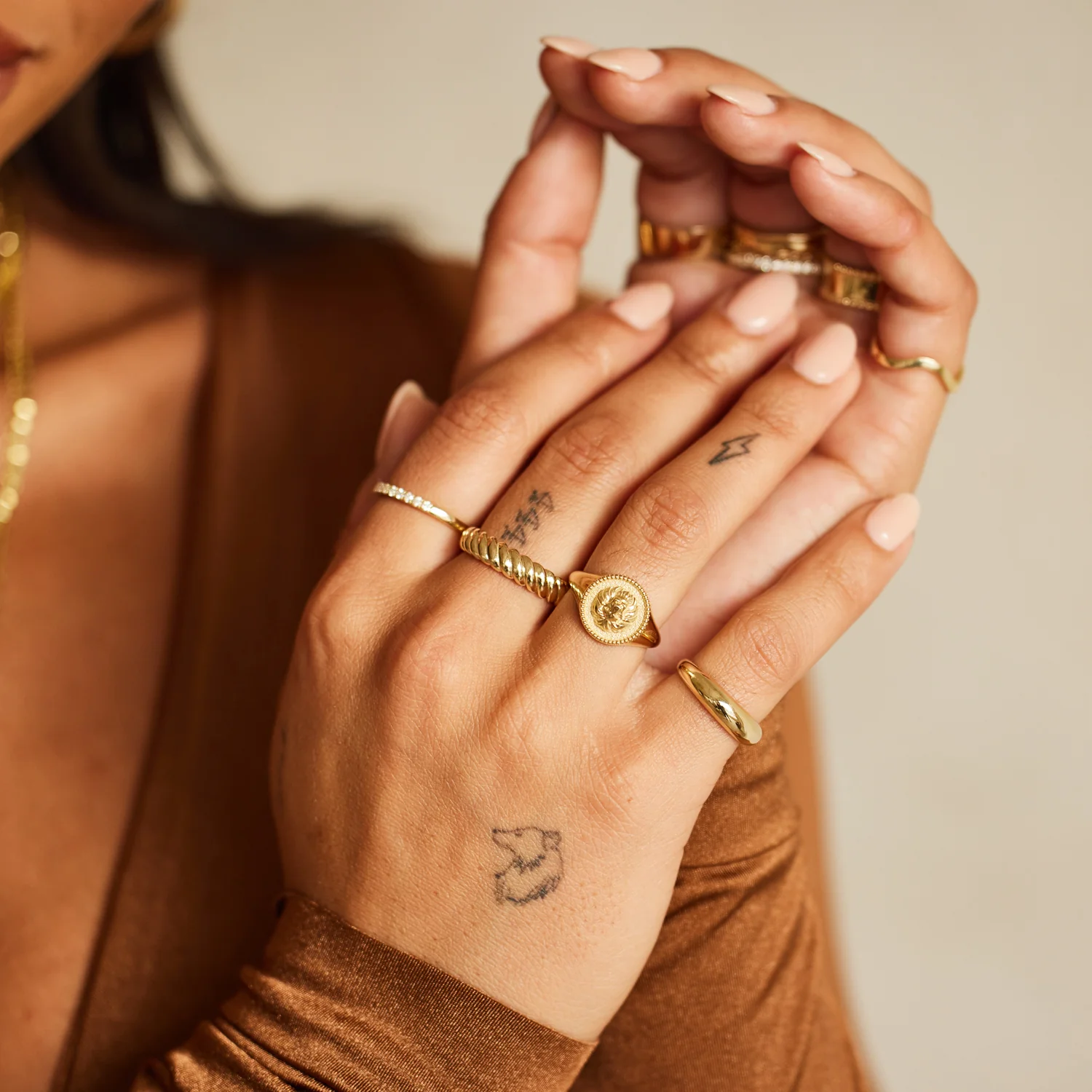 Wide Twist Ring - Image 4
