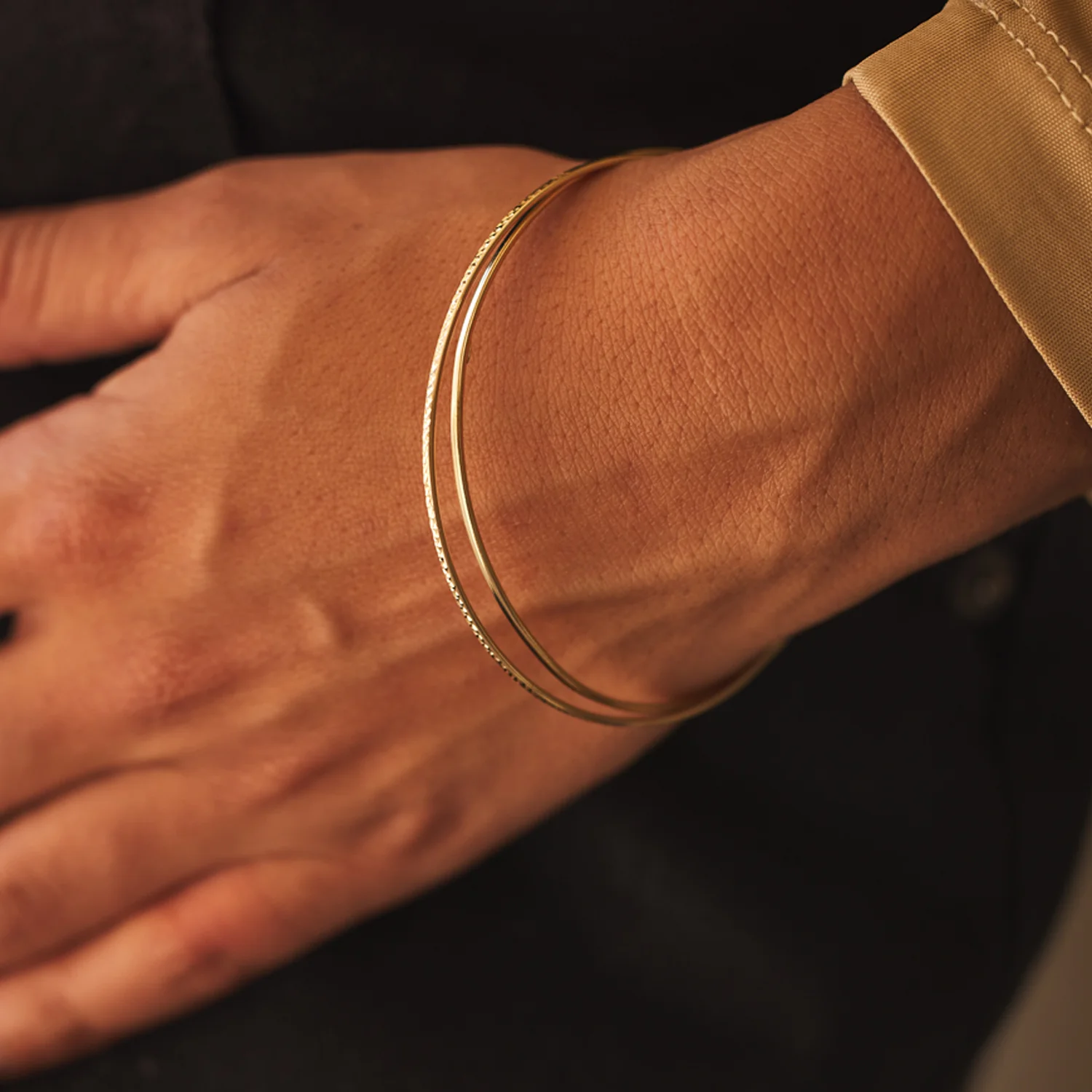 Wire Bangle Bracelet - Image 6